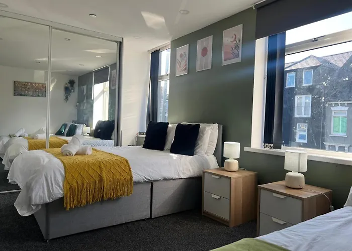 City Centre Location! For Business And Leisure! 5/6 Guests
