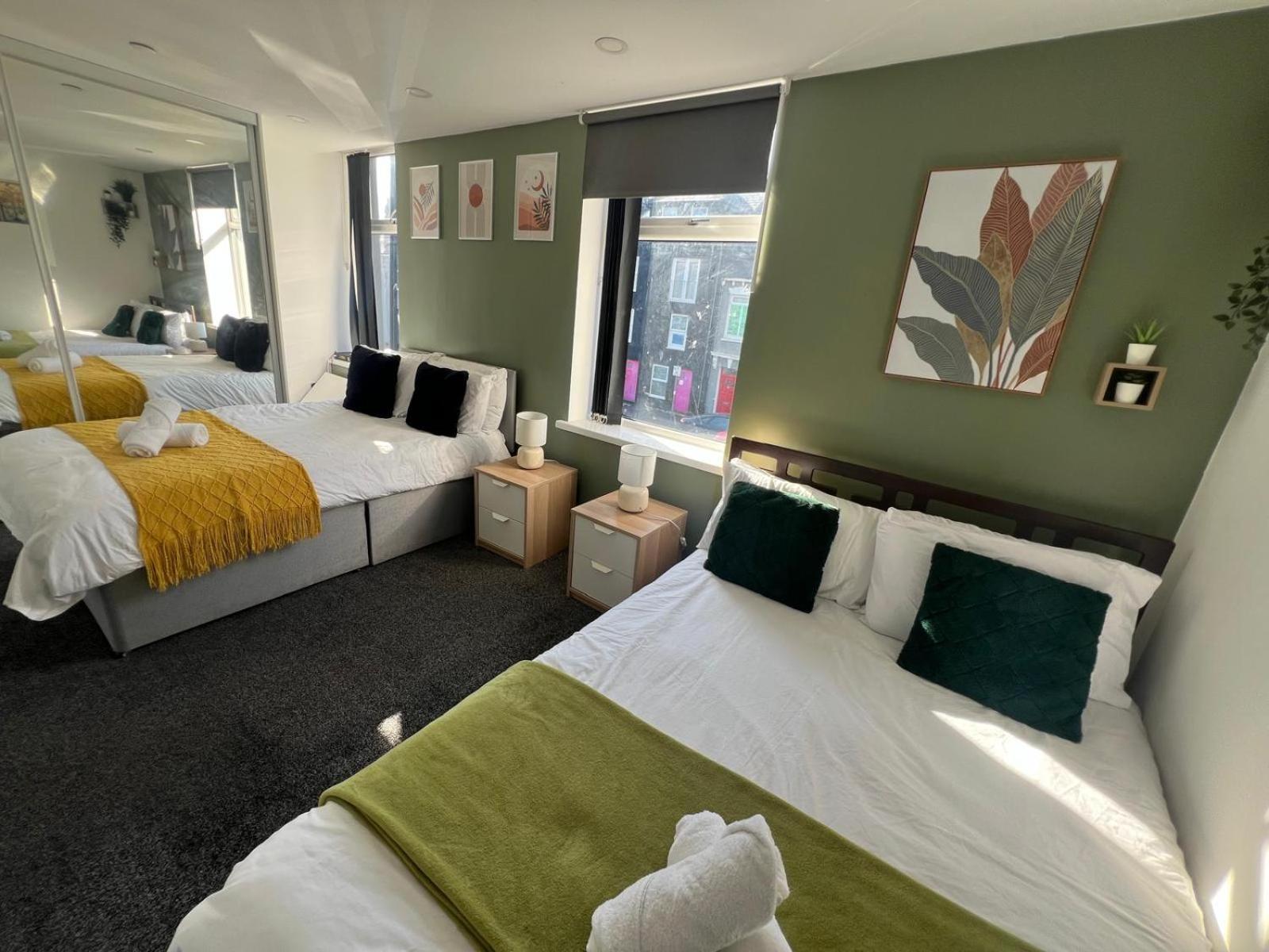 Centre Location! For Business And Leisure! 5/6 Guests * Cardiff
